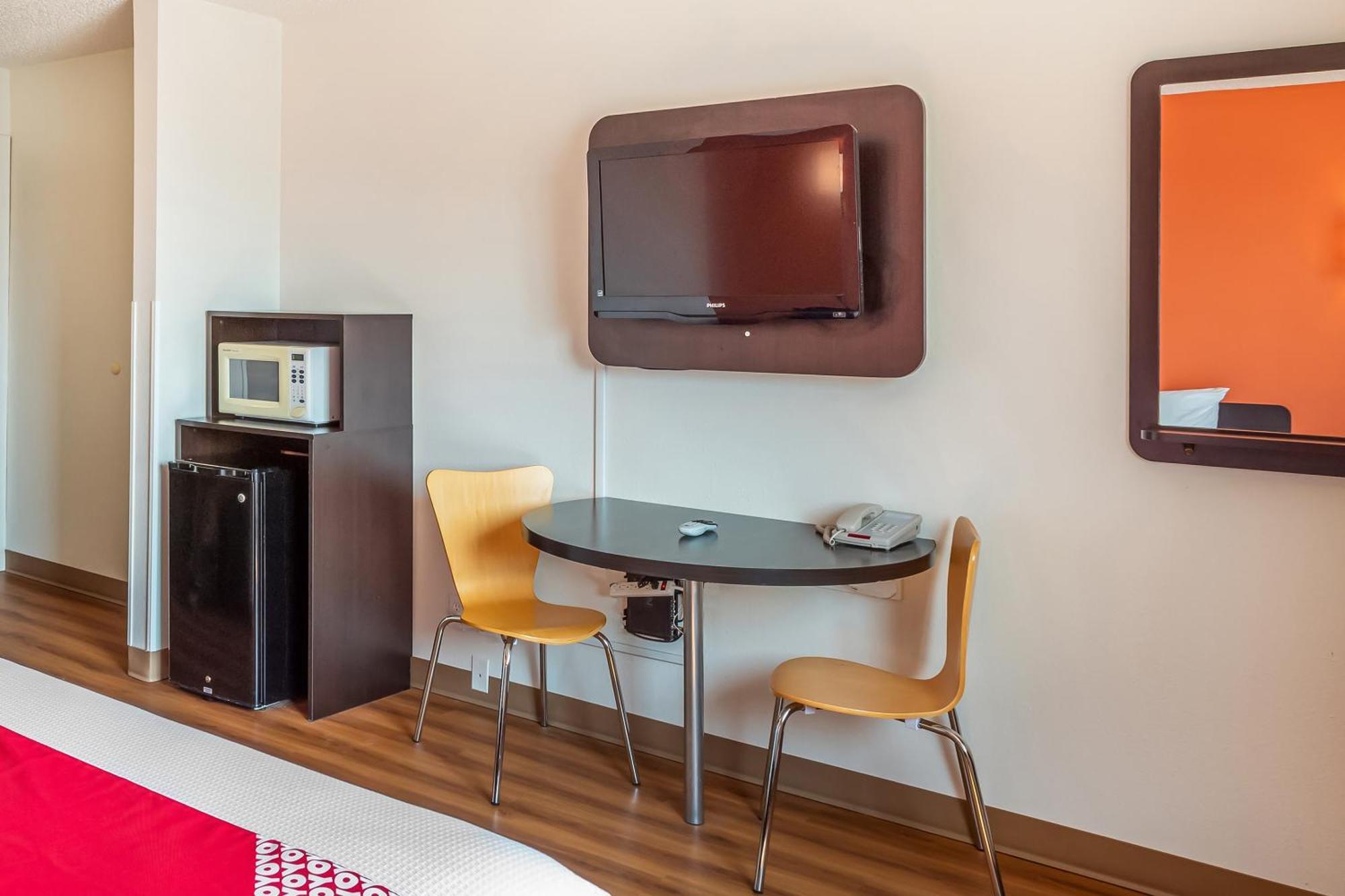 Oyo Hotel Shelby Mt Hwy 2 & I-15 Экстерьер фото