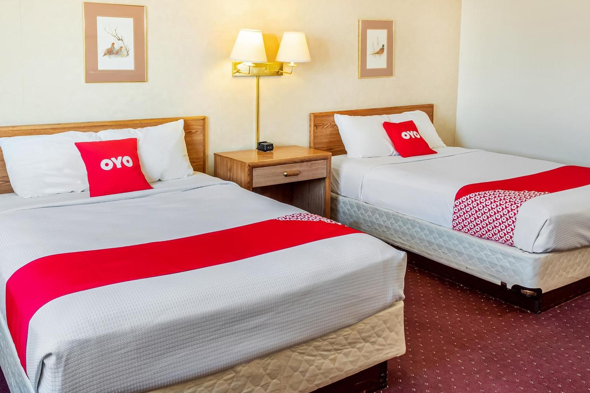 Oyo Hotel Shelby Mt Hwy 2 & I-15 Экстерьер фото